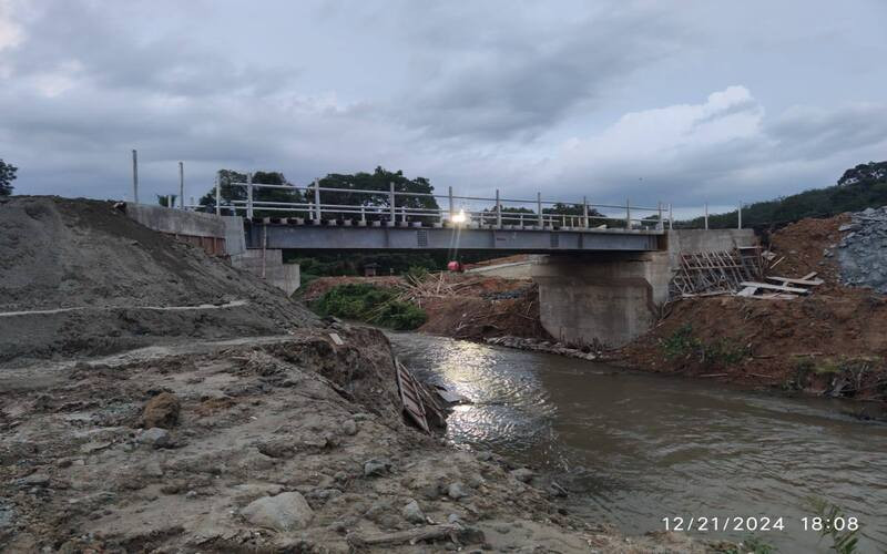 Jembatan Girder B18 Riau